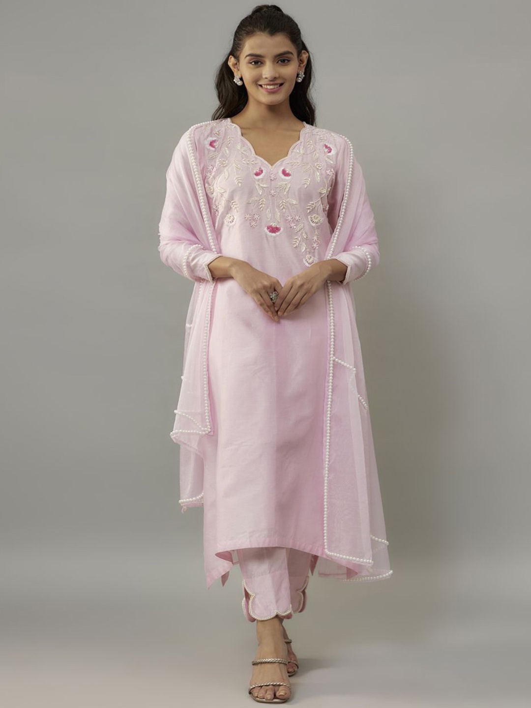 

The Aarya Floral Embroidered Zardozi Straight Kurta with Trousers & Dupatta, Pink