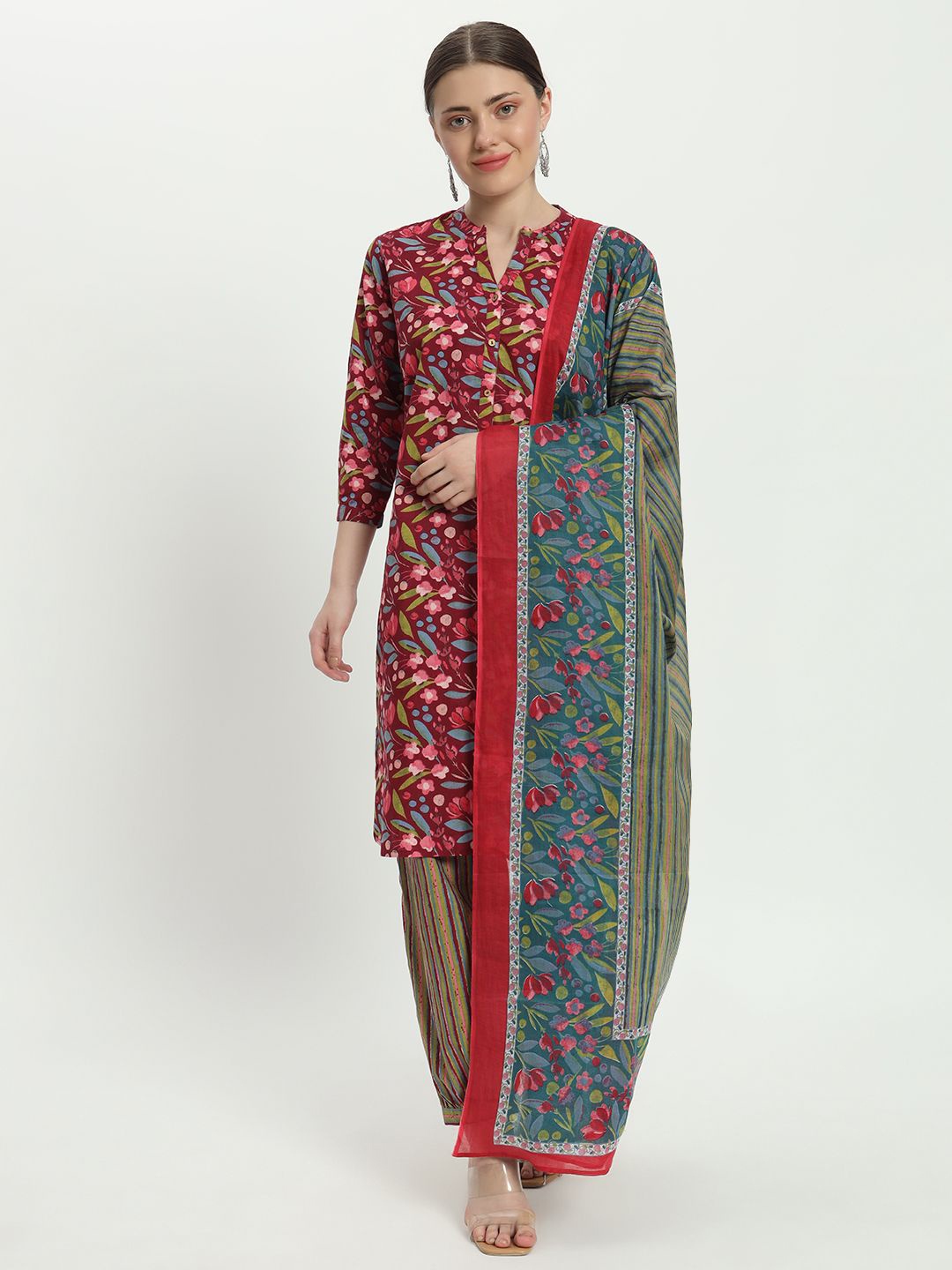 

FABNEST Floral Printed Mandarin Collar Regular Pure Cotton Kurta with Trousers & Dupatta, Red