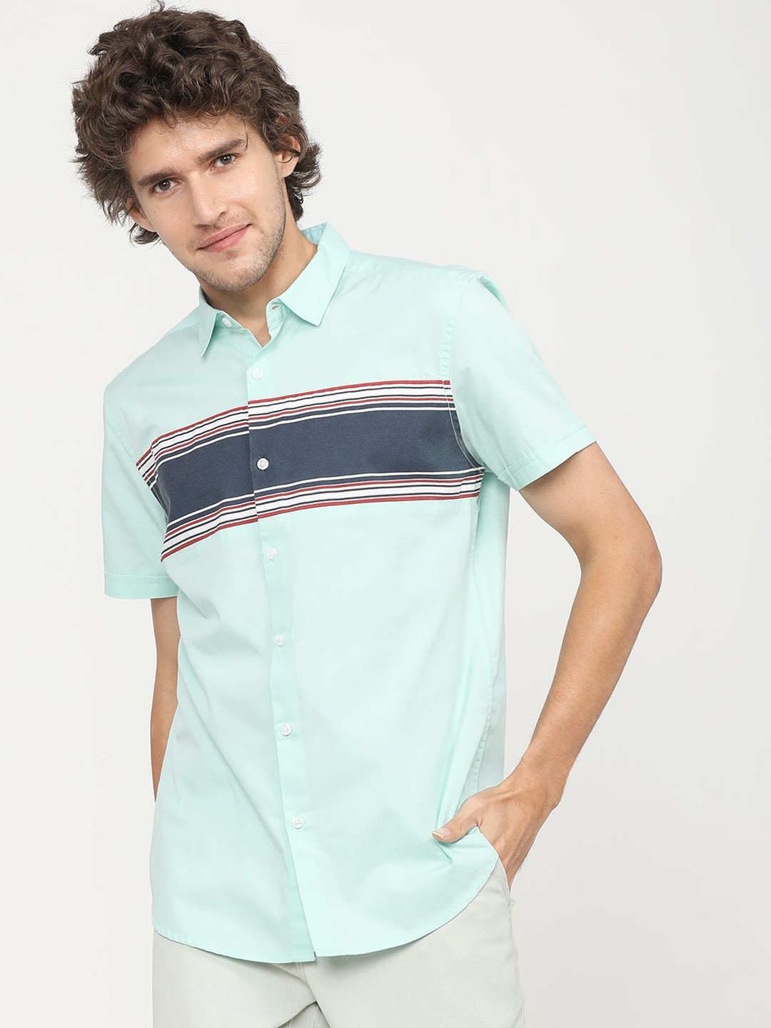 

HIGHLANDER Men Slim Fit Horizontal Stripes Opaque Striped Casual Shirt, Blue