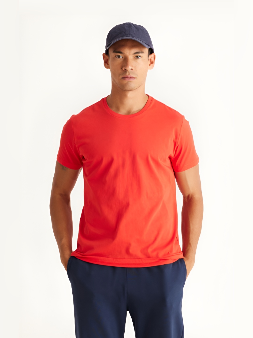 

ALTINYILDIZ CLASSICS AC Co. Men Solid Round Neck T-Shirt, Orange