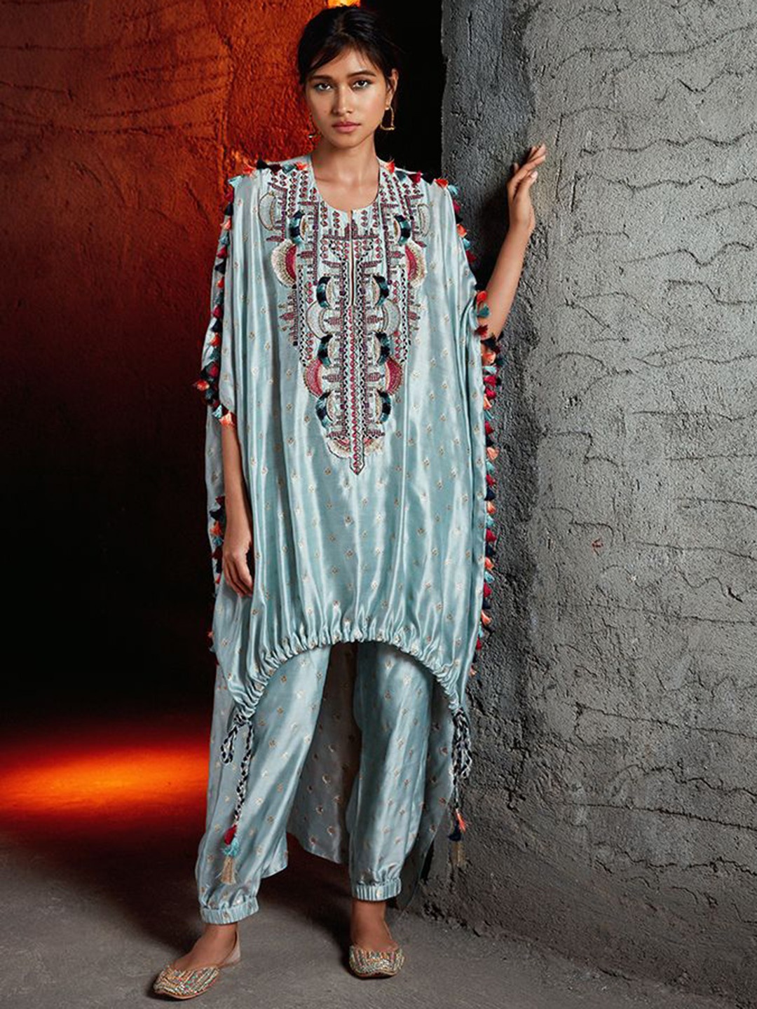 

Payal Singhal Yoke Design Thread Work Banarsi Silkmul Kaftan Kurta With Dhoti Pants, Blue