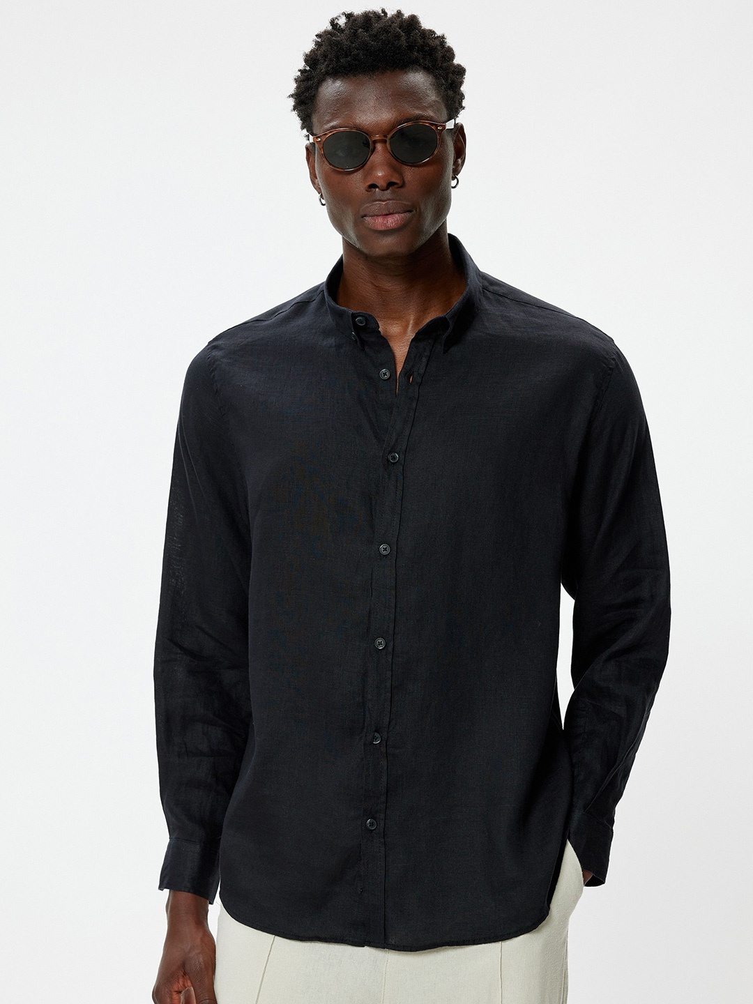 

Koton Men Opaque Casual Shirt, Black