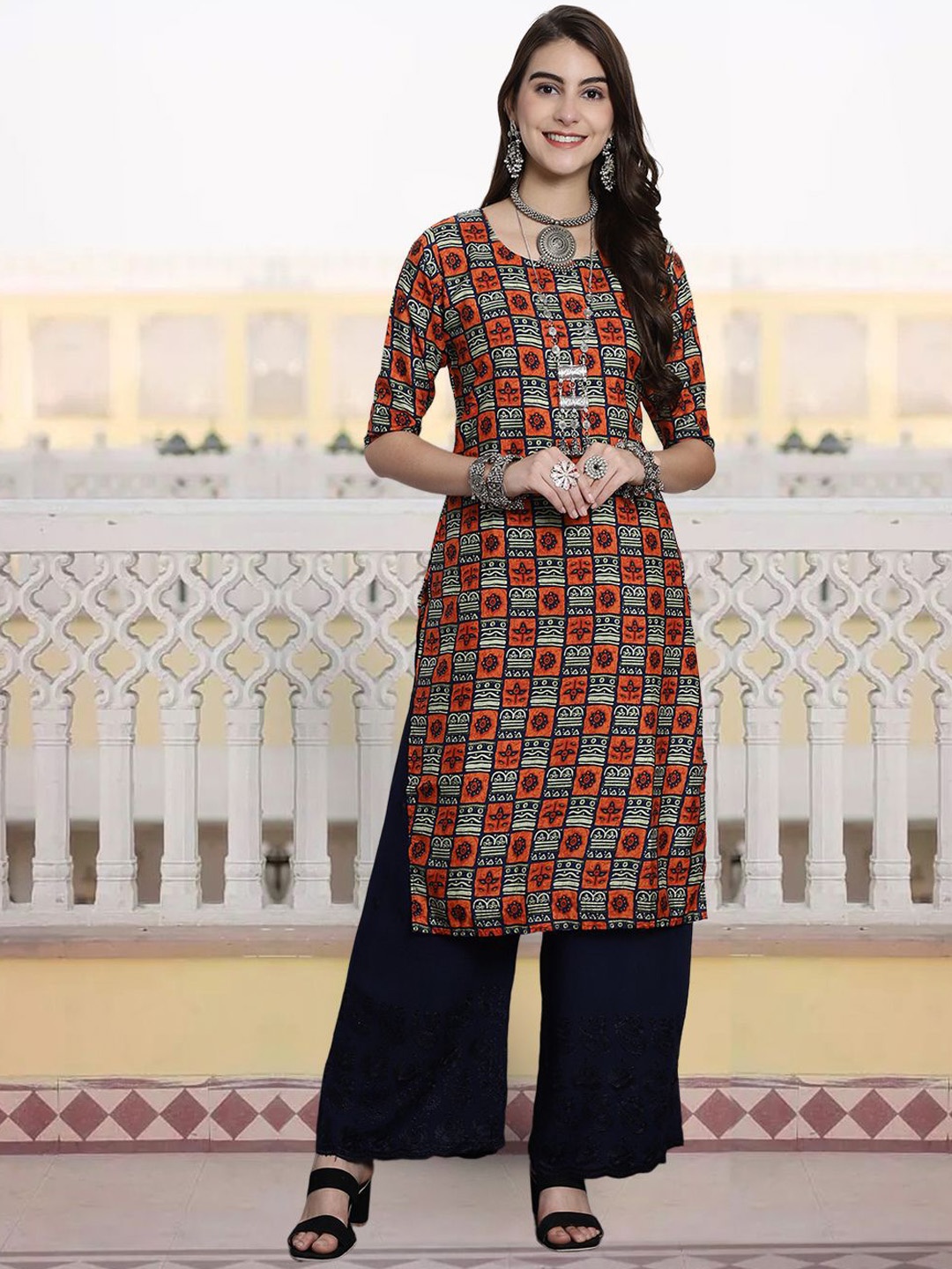 

7Threads Ethnic Motifs Printed Round Neck Crepe Straight Kurta, Navy blue