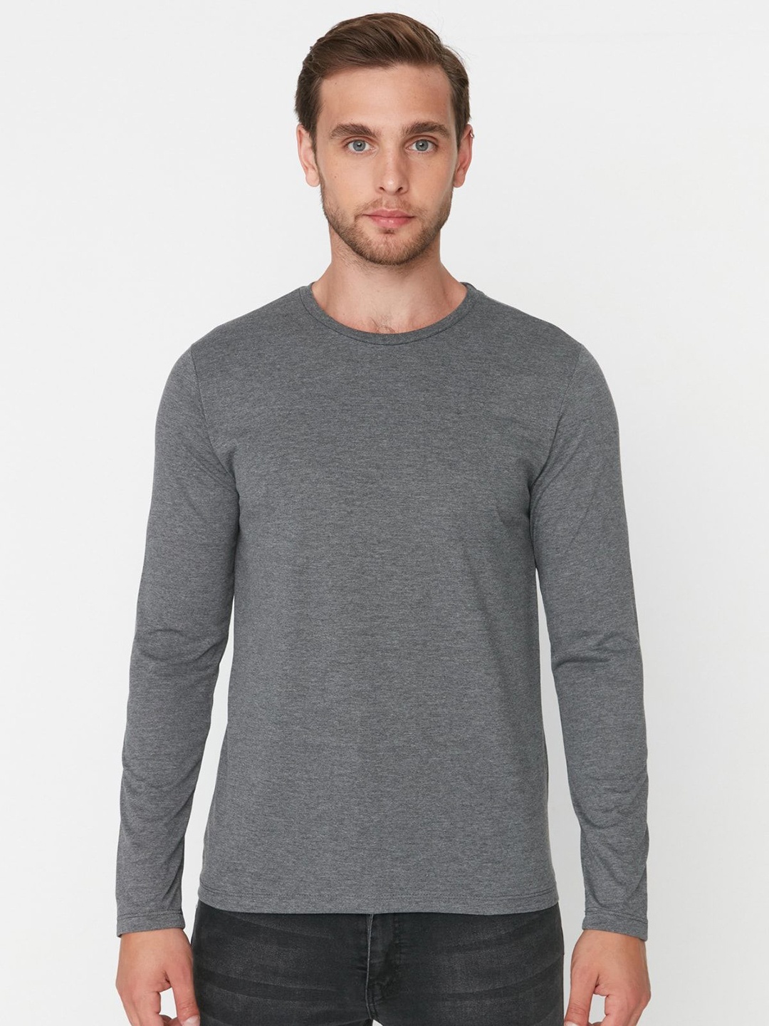 

Trendyol Men V-Neck T-shirt, Na