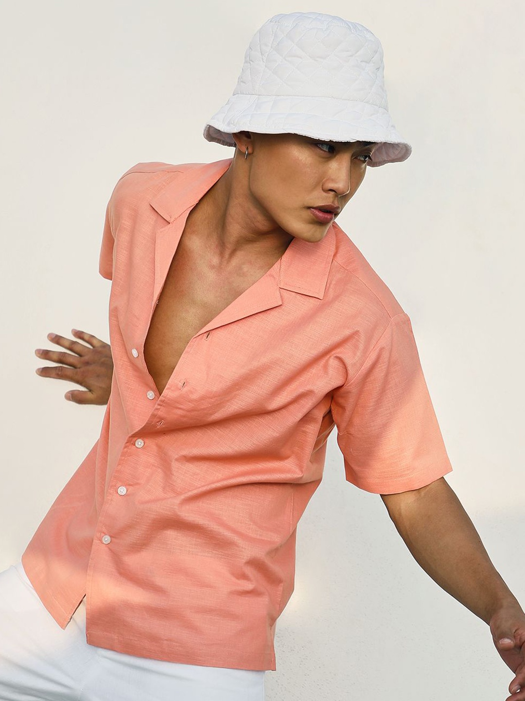 

Campus Sutra Men Classic Opaque Casual Shirt, Orange