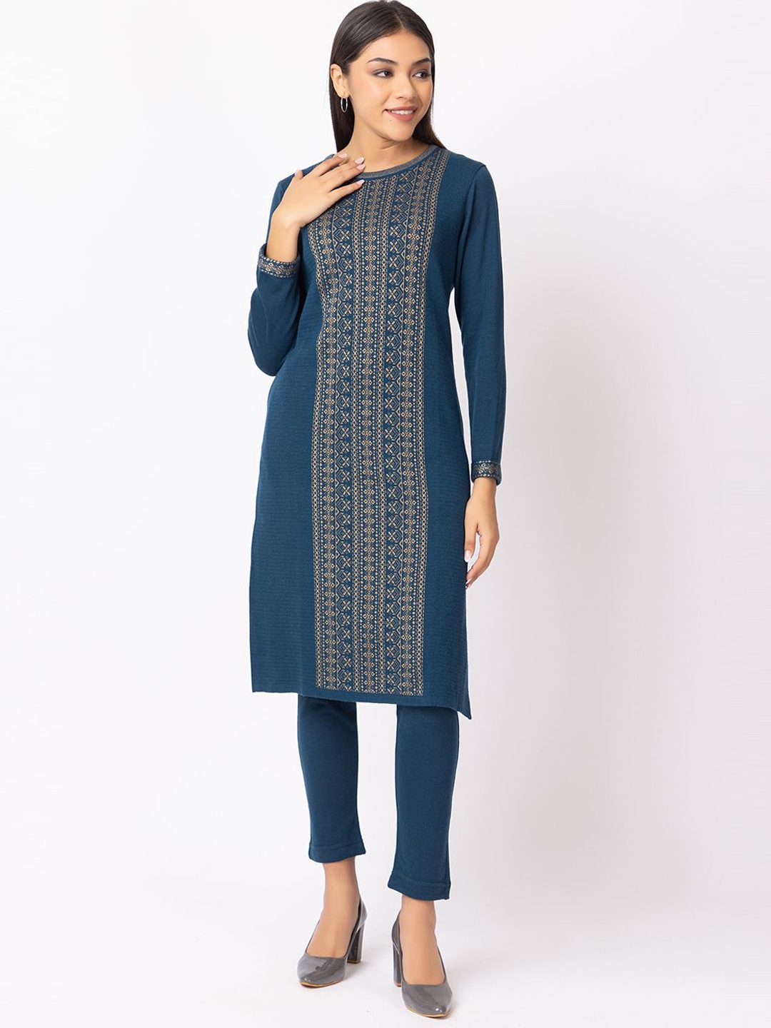 

Anouk Women Geometric Checked Thread Work Jacquard Winter Wear Kurta, Blue