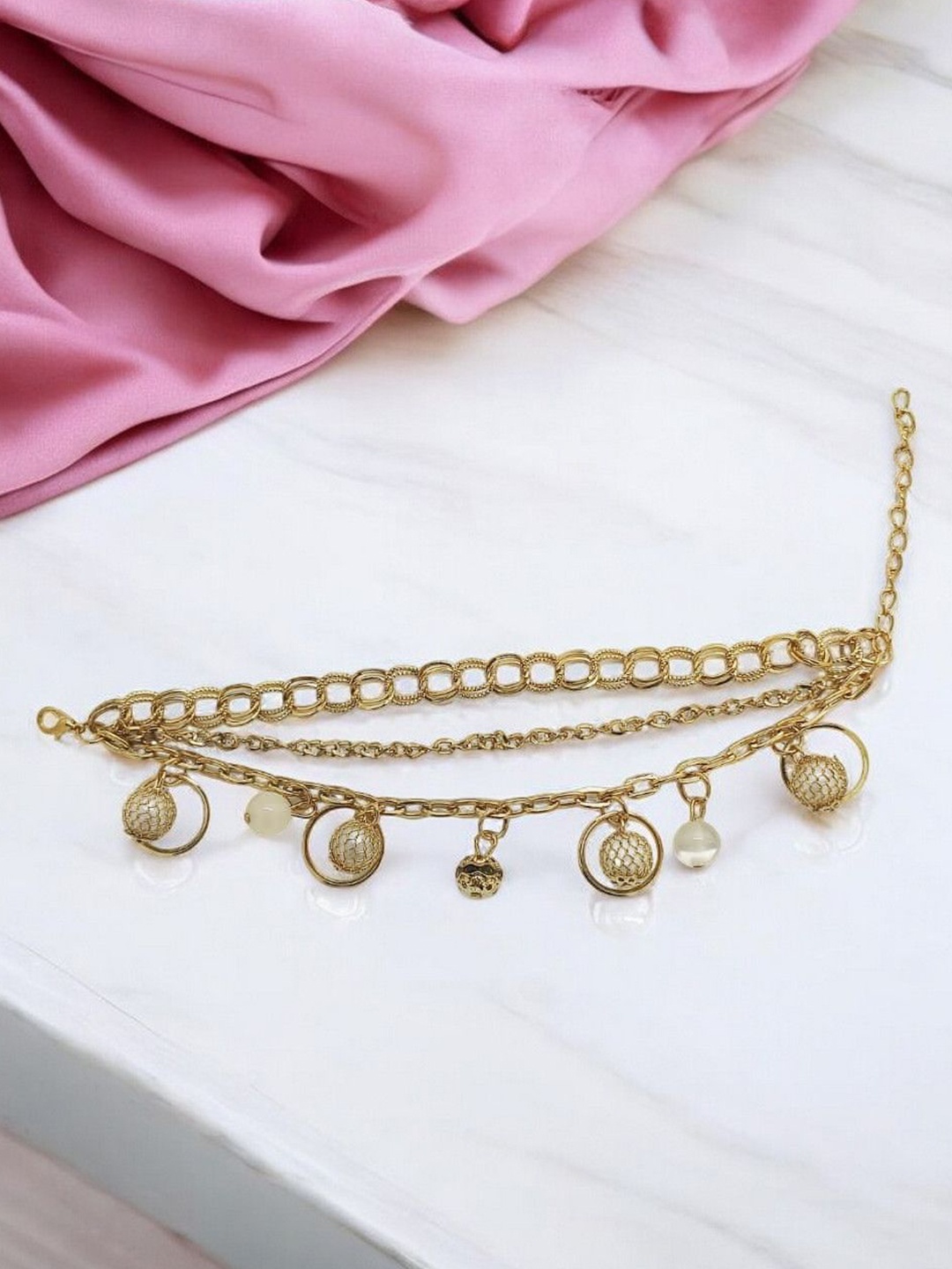 

FEMMIBELLA Gold-Plated Charm Bracelet