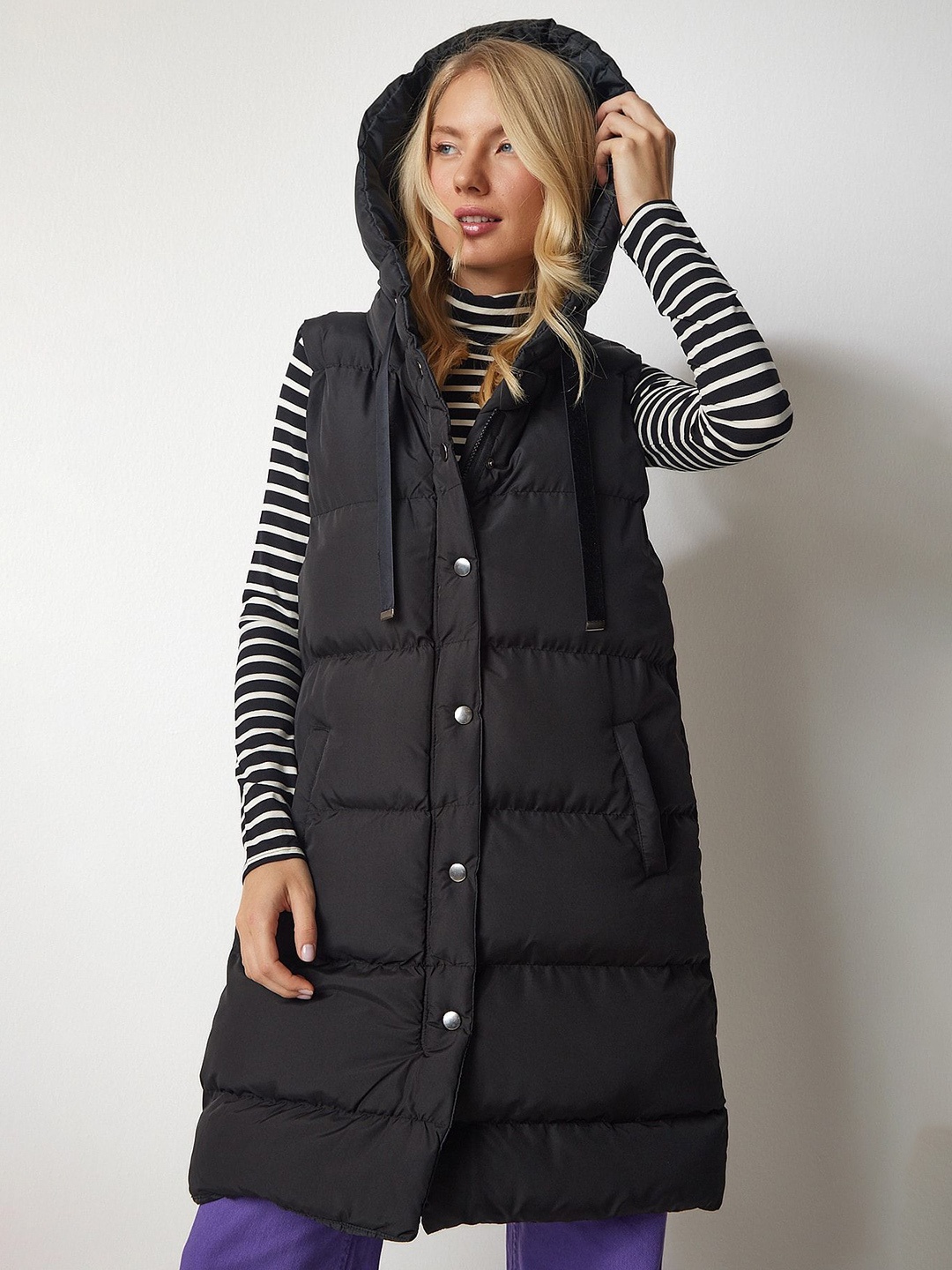 

Happiness istanbul Women Longline Puffer Jacket, Black