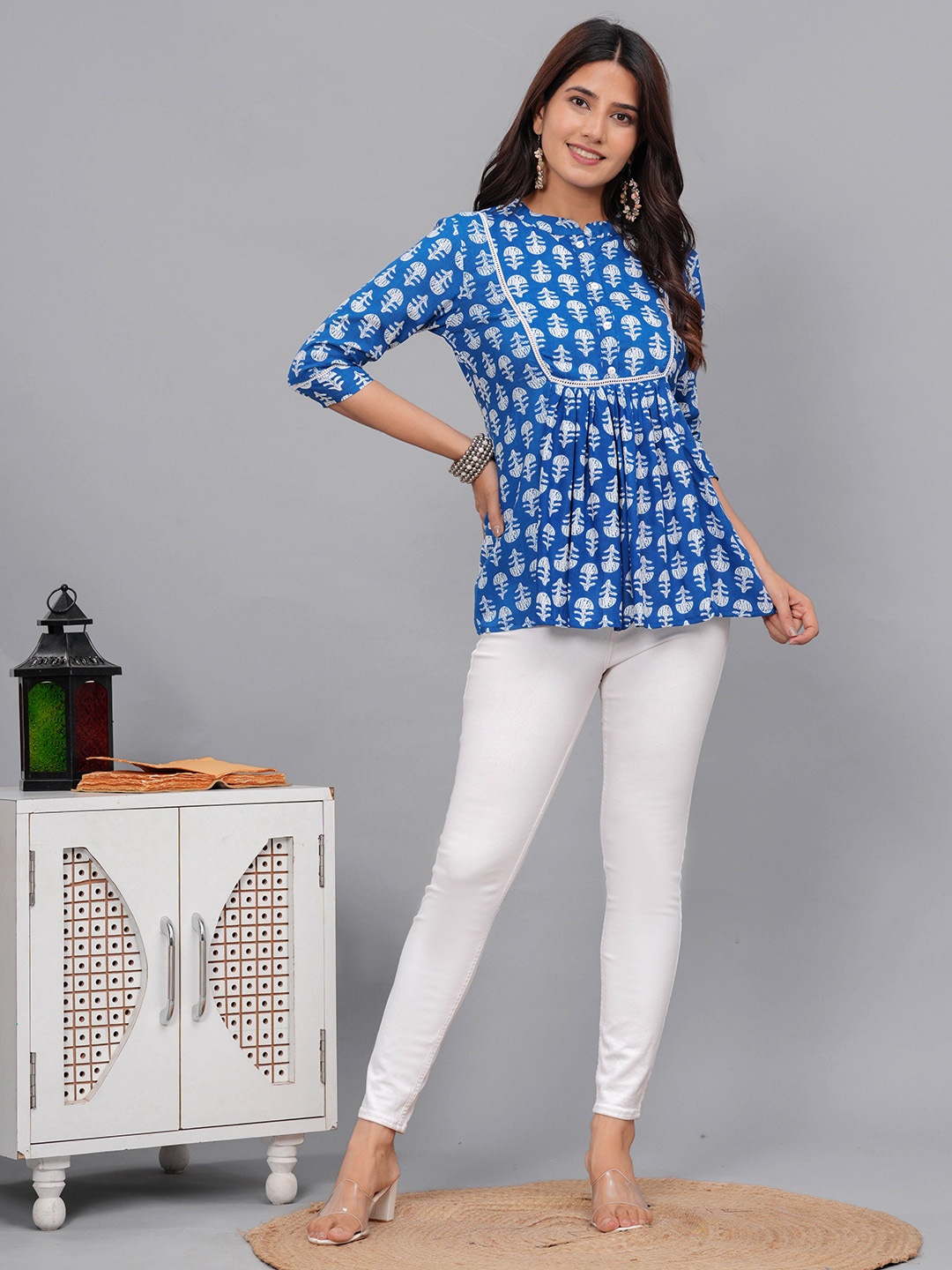 

FCV Geometric Print Top, Blue