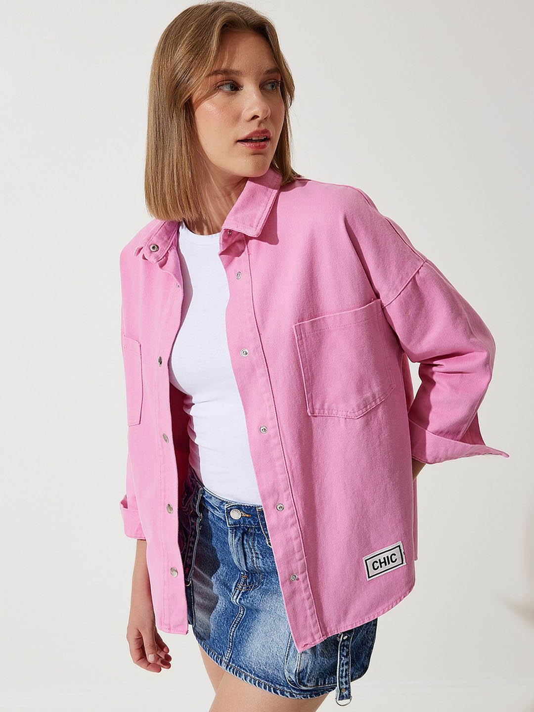 

Happiness istanbul Women Solid Longline Pure Cotton Denim Jacket, Pink