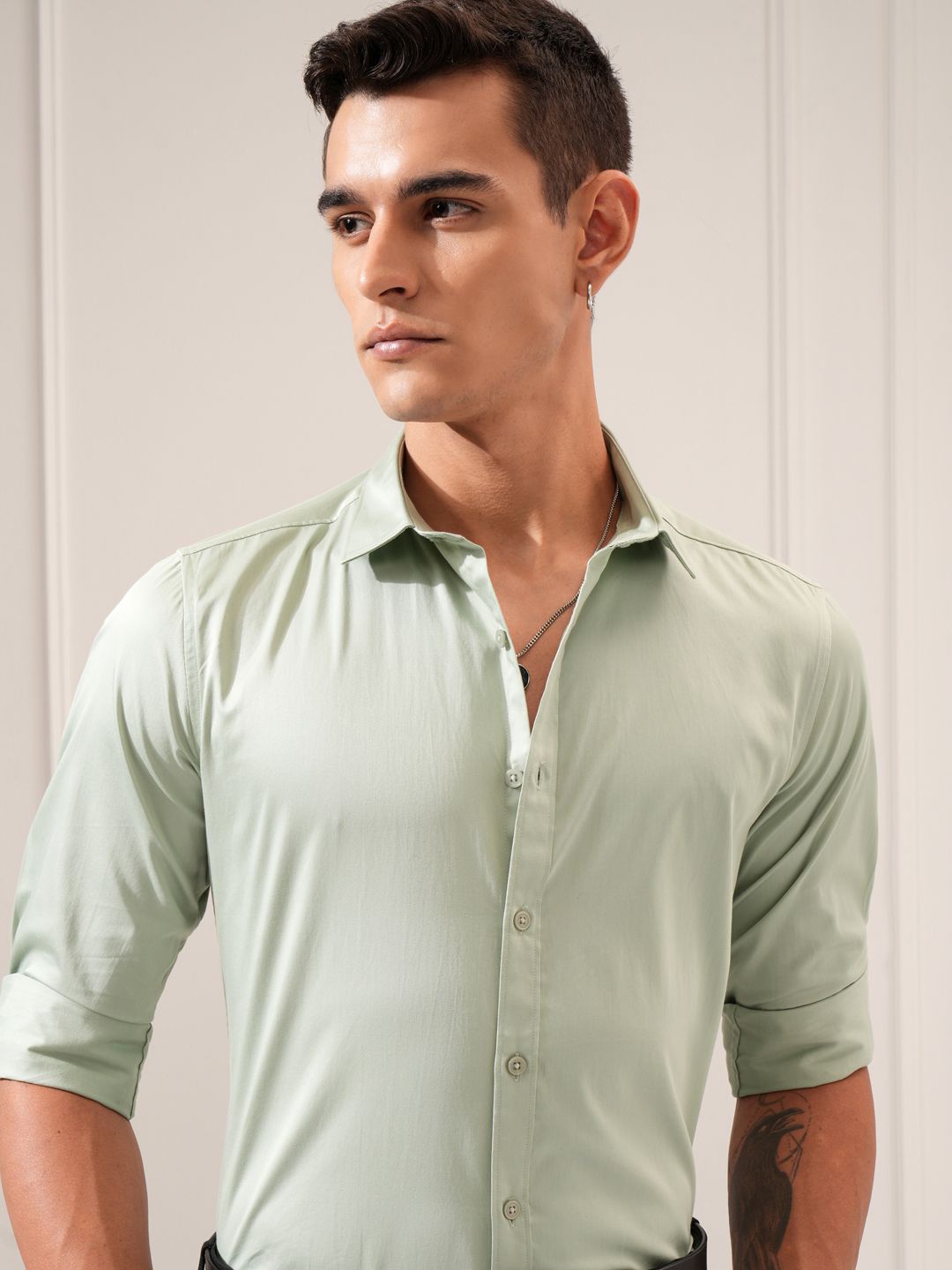 

Highlander Men Solid Occasion Slim Fit Shirt, Green