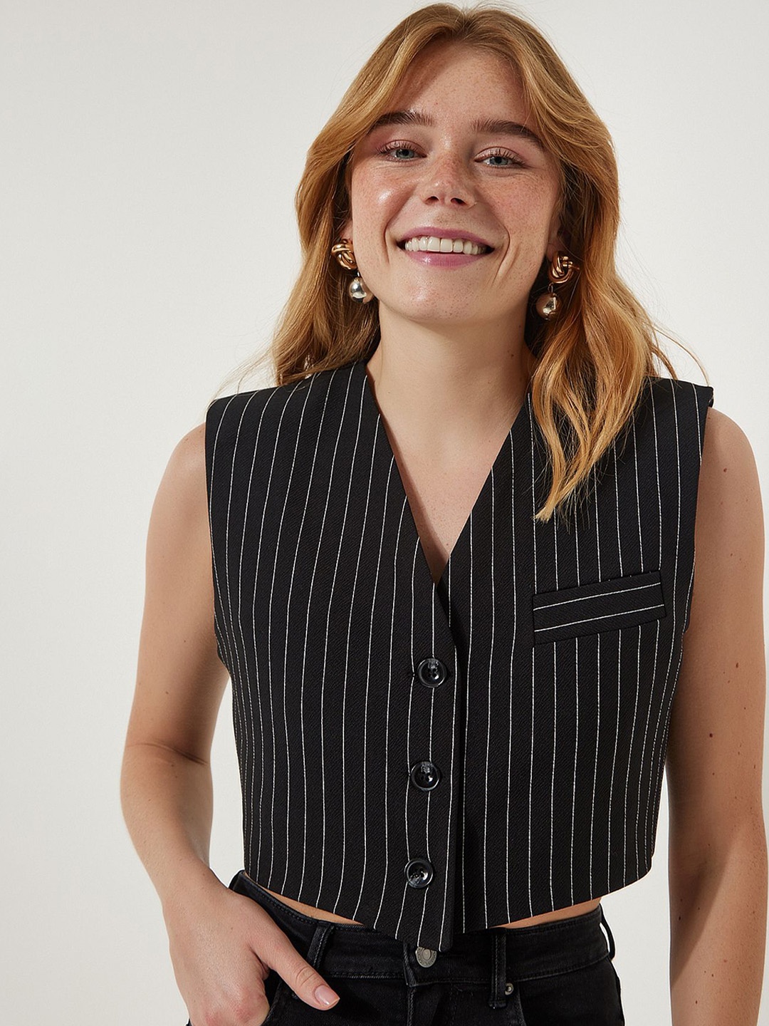 

Happiness istanbul Women Striped Slim-Fit Waistcoat, Black