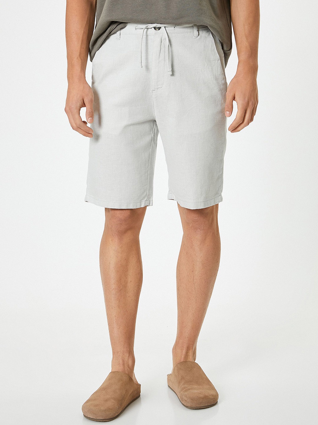 

Koton Men Linen Shorts, Grey