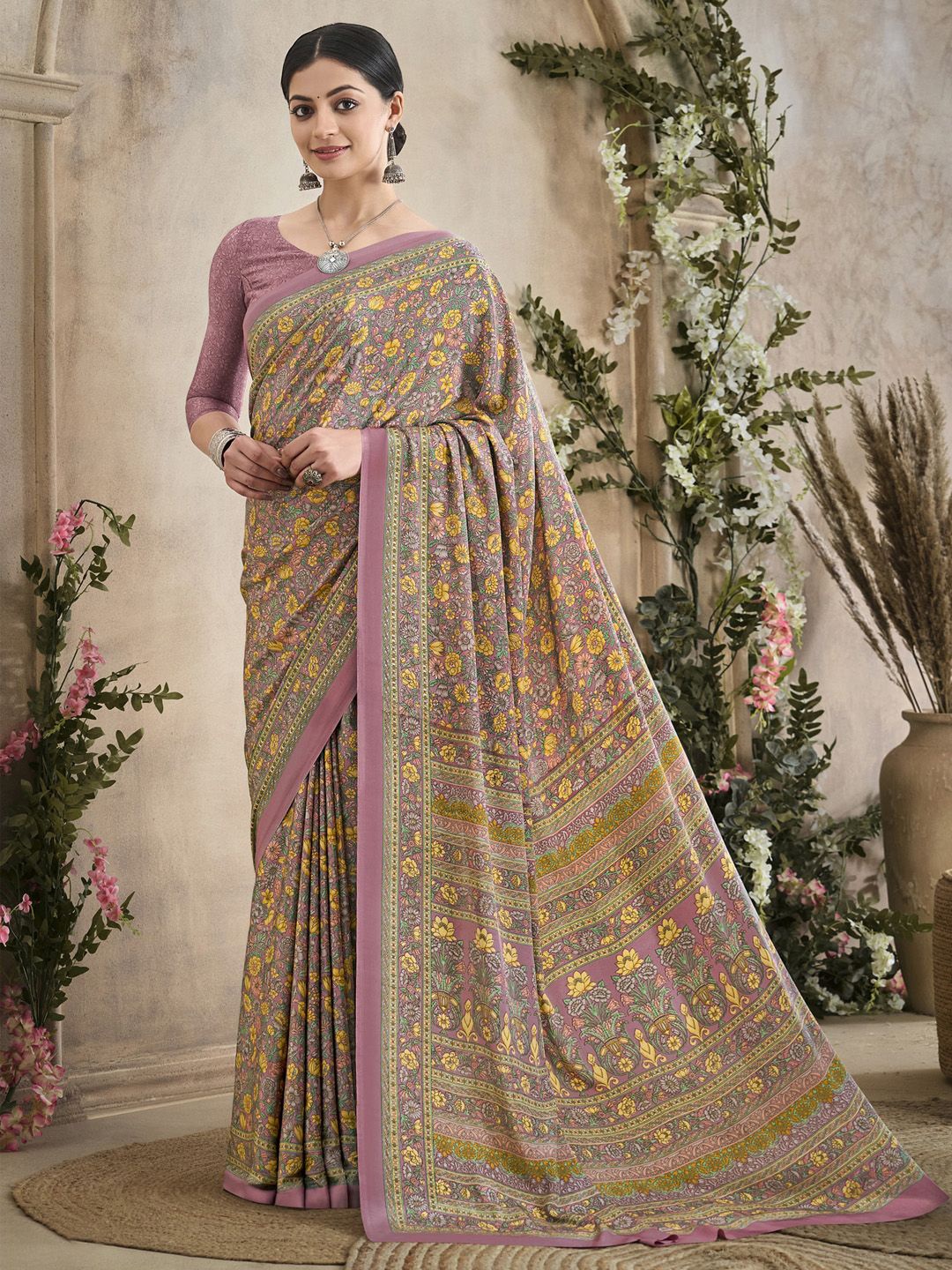 

Mitera Ethnic Motifs Poly Crepe Saree, Mauve