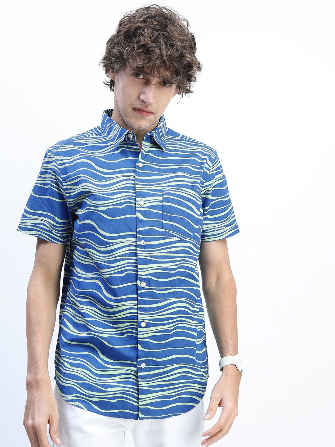 

HIGHLANDER Men Slim Fit Horizontal Stripes Opaque Striped Casual Shirt, Blue