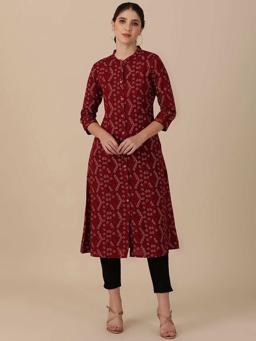 

all about you Women Paisley Keyhole Neck Cold-Shoulder Sleeves Sequinned Floral Kurta, Maroon