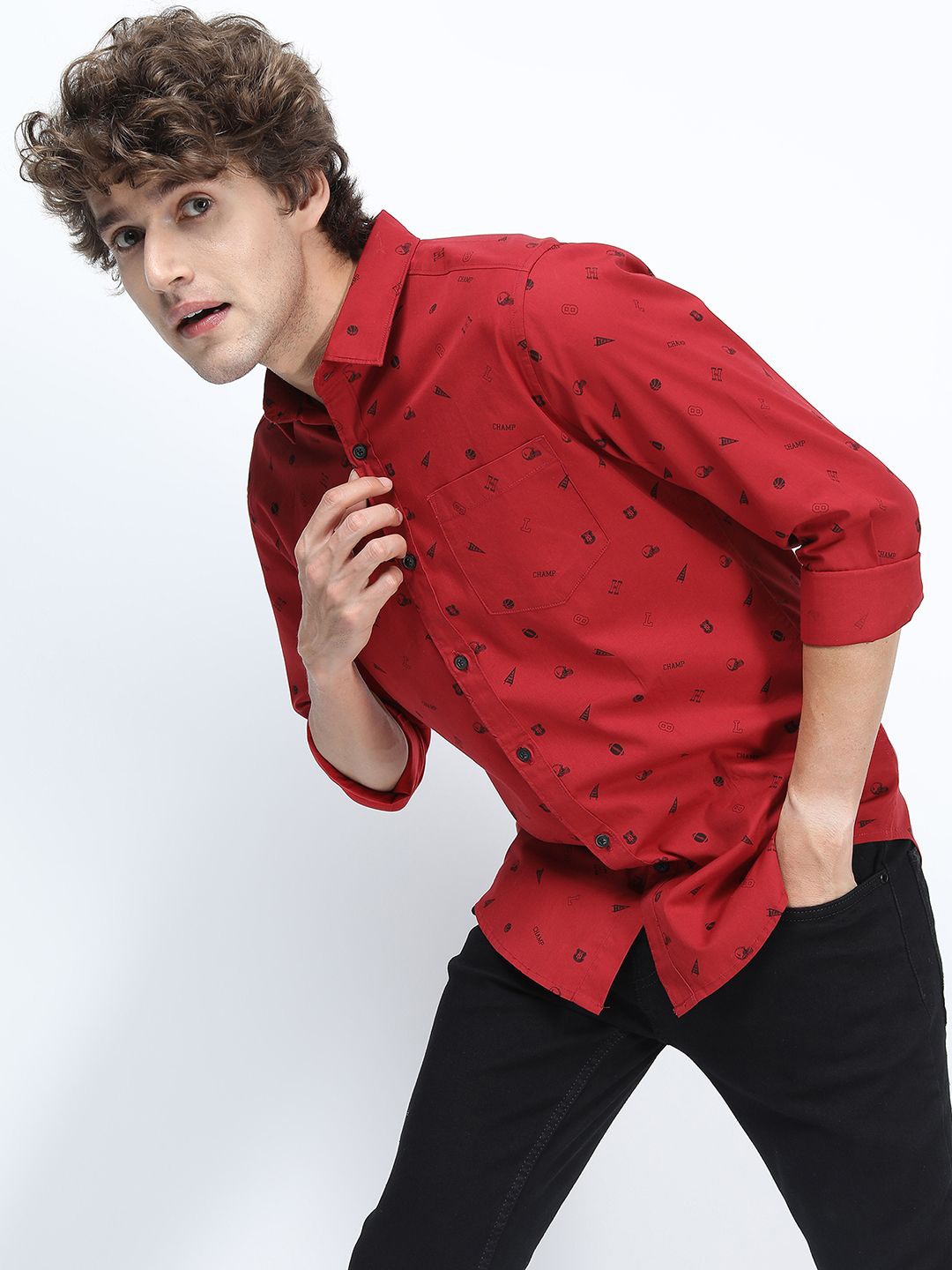 

HIGHLANDER Men Slim Fit Opaque Printed Casual Shirt, Red