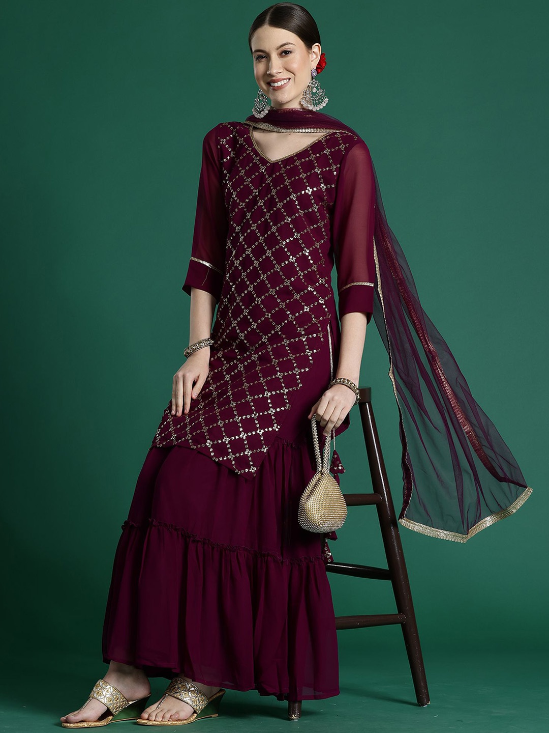 

Anouk Women Embroidered Regular Sequinned Kurta with Sharara & With Dupatta, Burgundy