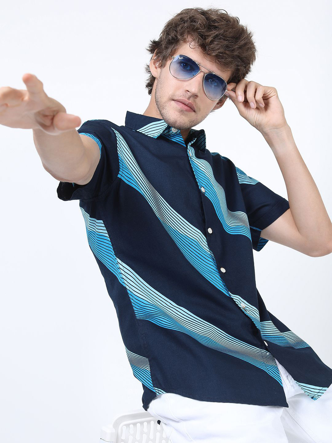 

HIGHLANDER Men Slim Fit Opaque Printed Casual Shirt, Navy blue