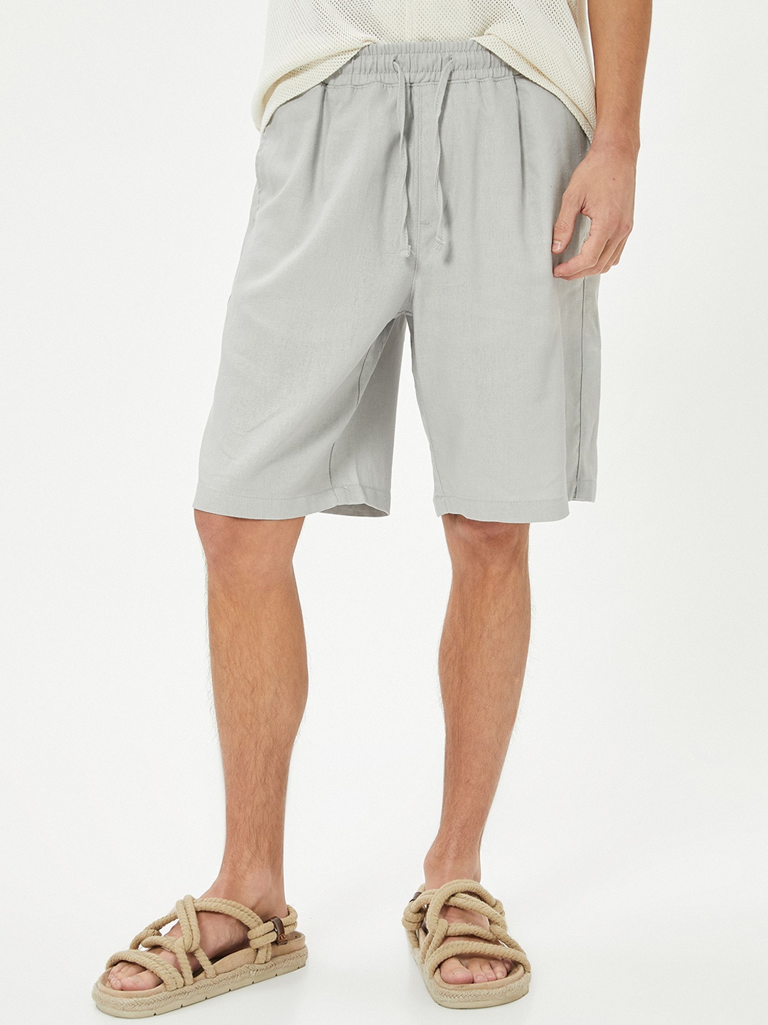 

Koton Men Linen Shorts, Grey
