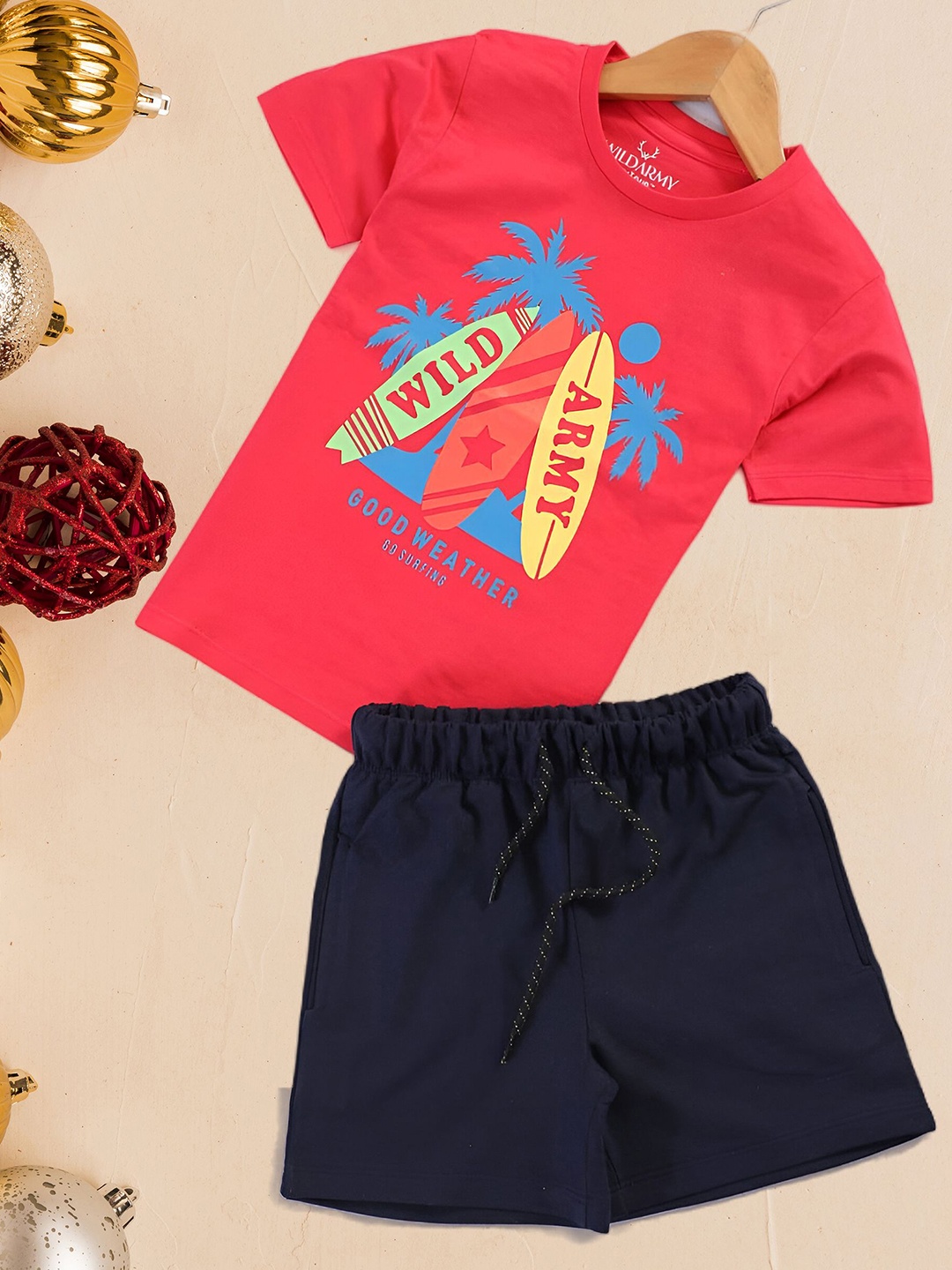 

Arshia Fashions Boys Printed T-shirt with Shorts, Red