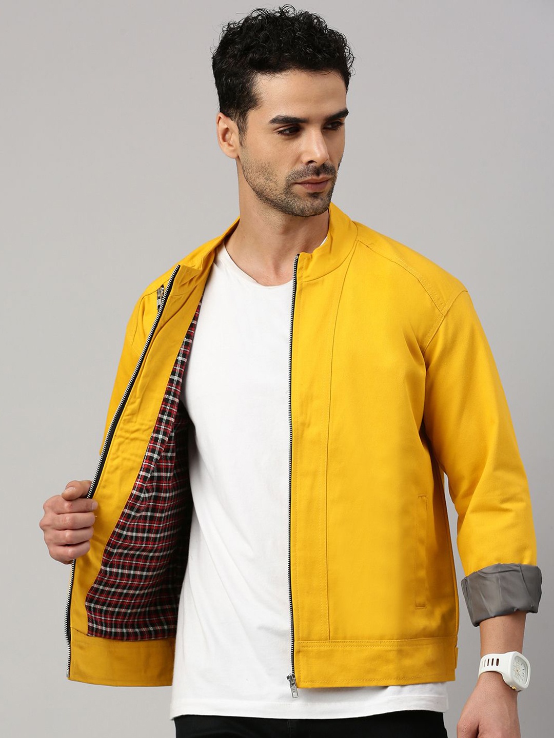 

VOXATI Men Striped Longline Sporty Jacket, Yellow