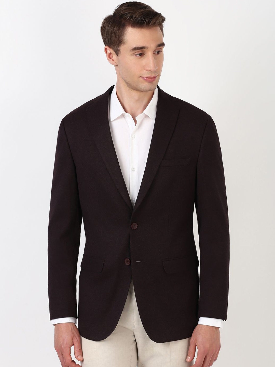 

Peter England Elite Self Design Slim-Fit Single-Breasted Blazer, Brown