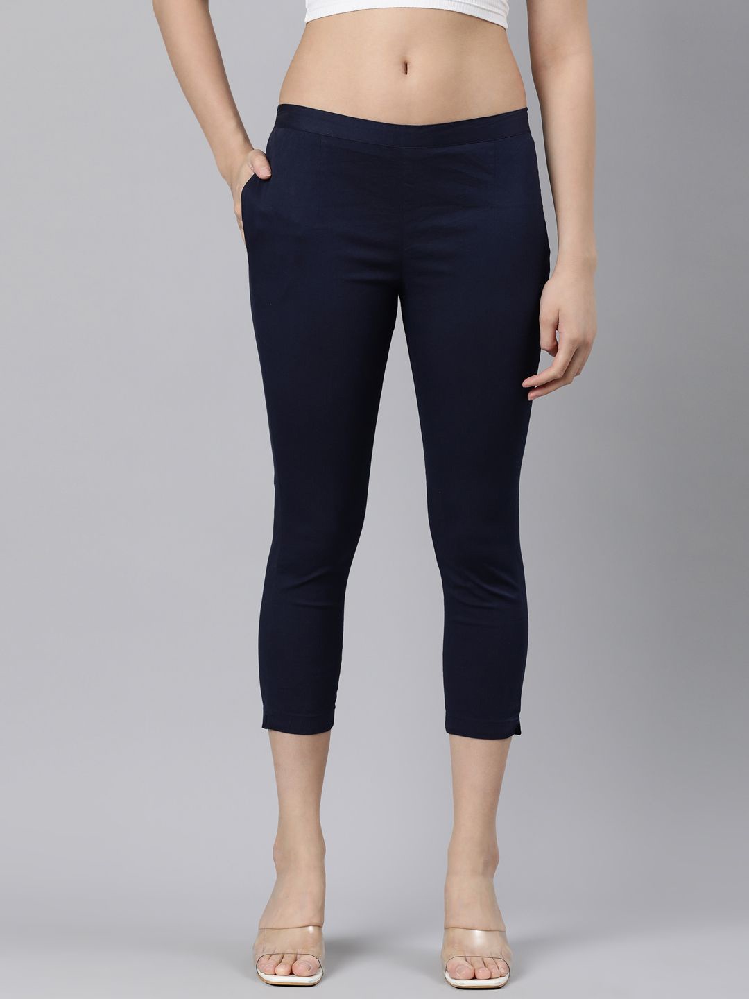 

Souchii Women Tailored Tapered Fit High-Rise Easy Wash Trousers, Navy blue
