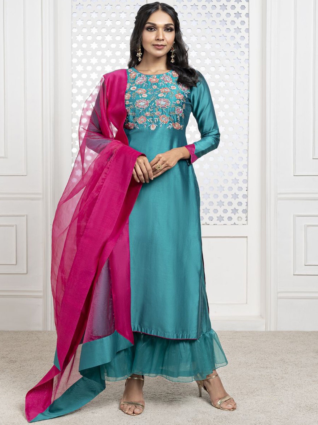 

The Aarya Floral Embroidered Chanderi Cotton Straight Kurta with Trousers & With Dupatta, Green