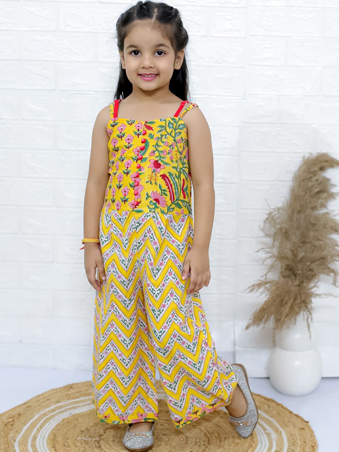 

Twisha Girls Printed Basic Jumpsuit, Yellow