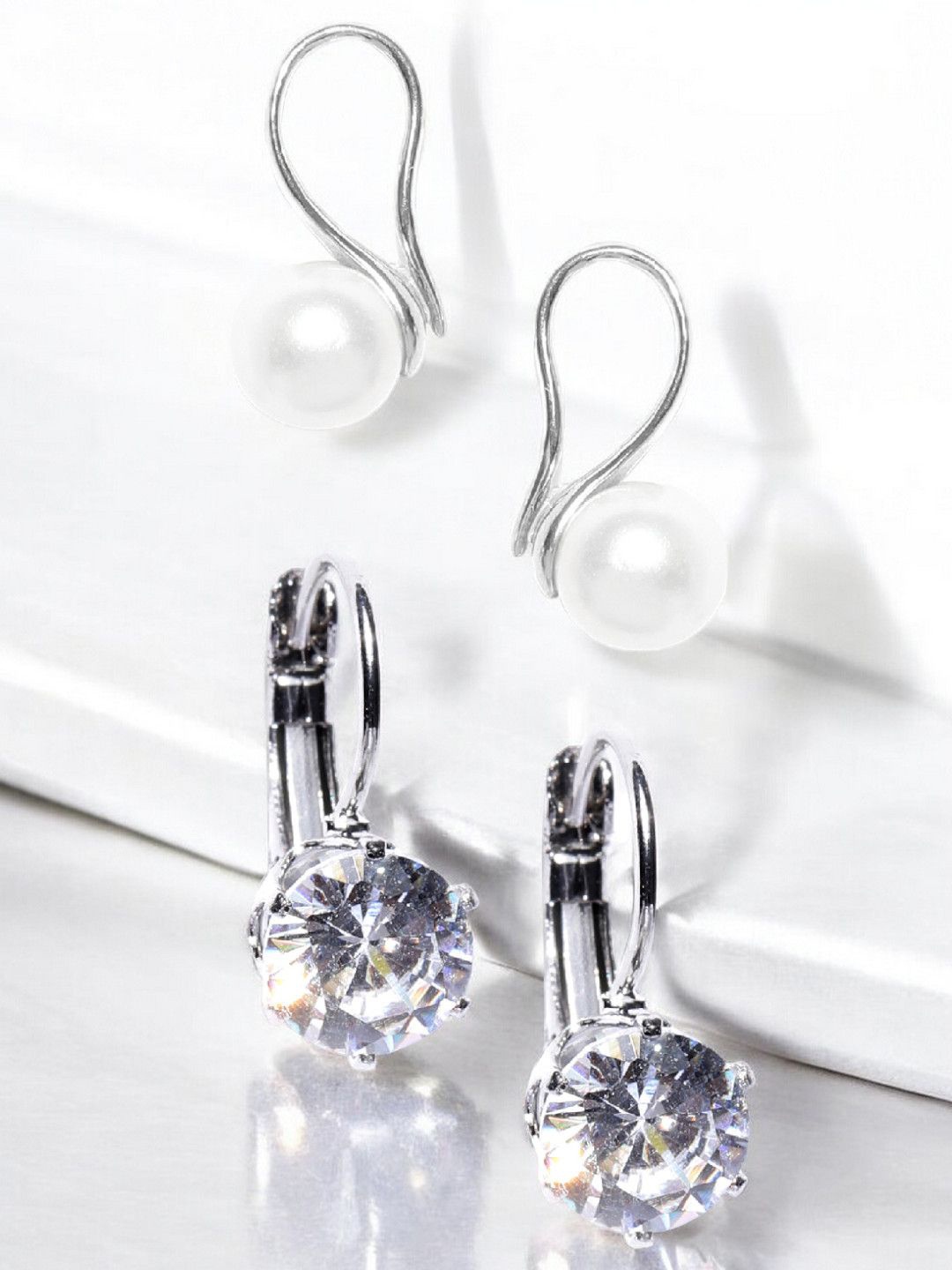 

fabula Contemporary Hoop Earrings, Silver