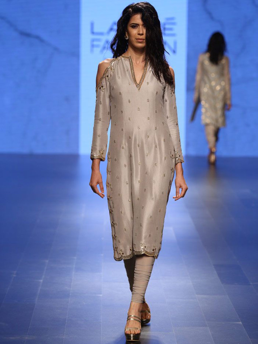 

Payal Singhal Ethnic Motifs Embroidered V-Neck Sequinned Kurta with Churidar, Grey