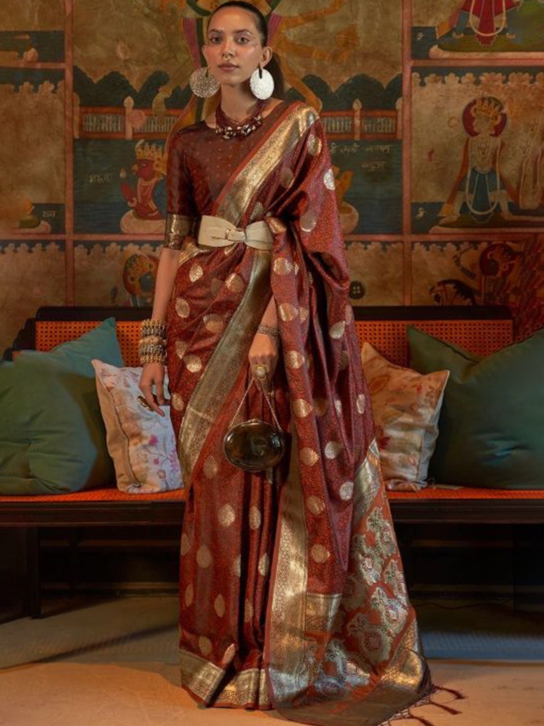 

Dori Woven Design Zari Silk Blend Kanjeevaram Saree, Brown