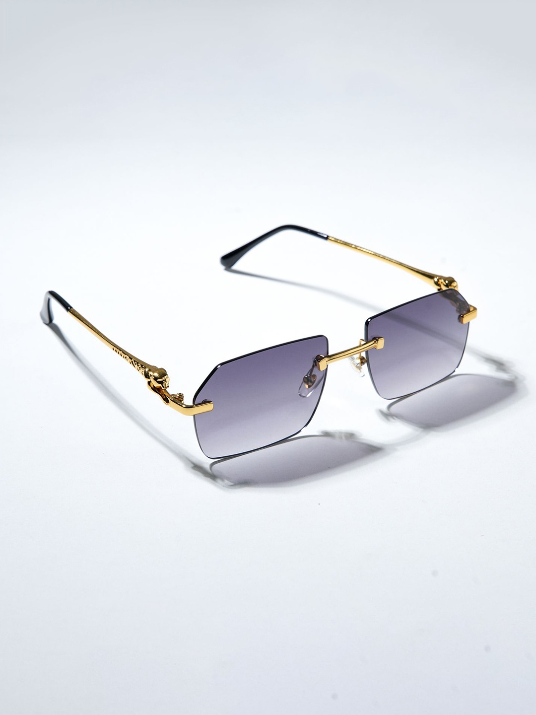

CHOKORE Unisex Rectangle Sunglasses with UV Protected Lens, Black