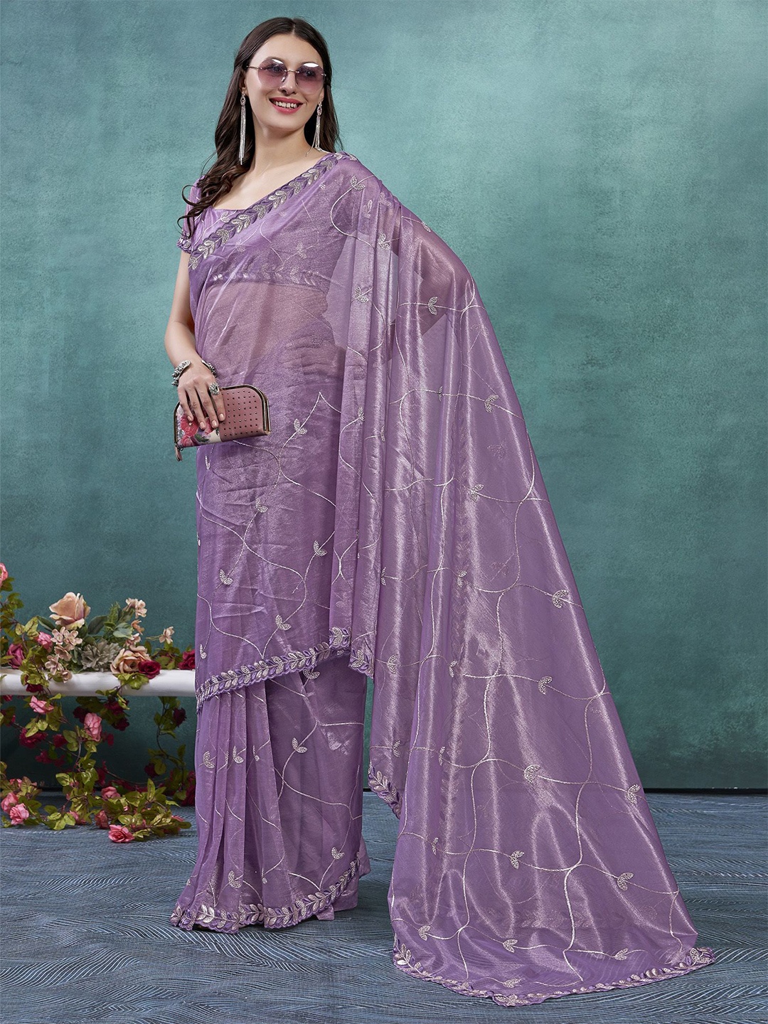 

Mitera Embellished Embroidered Organza Saree, Mauve