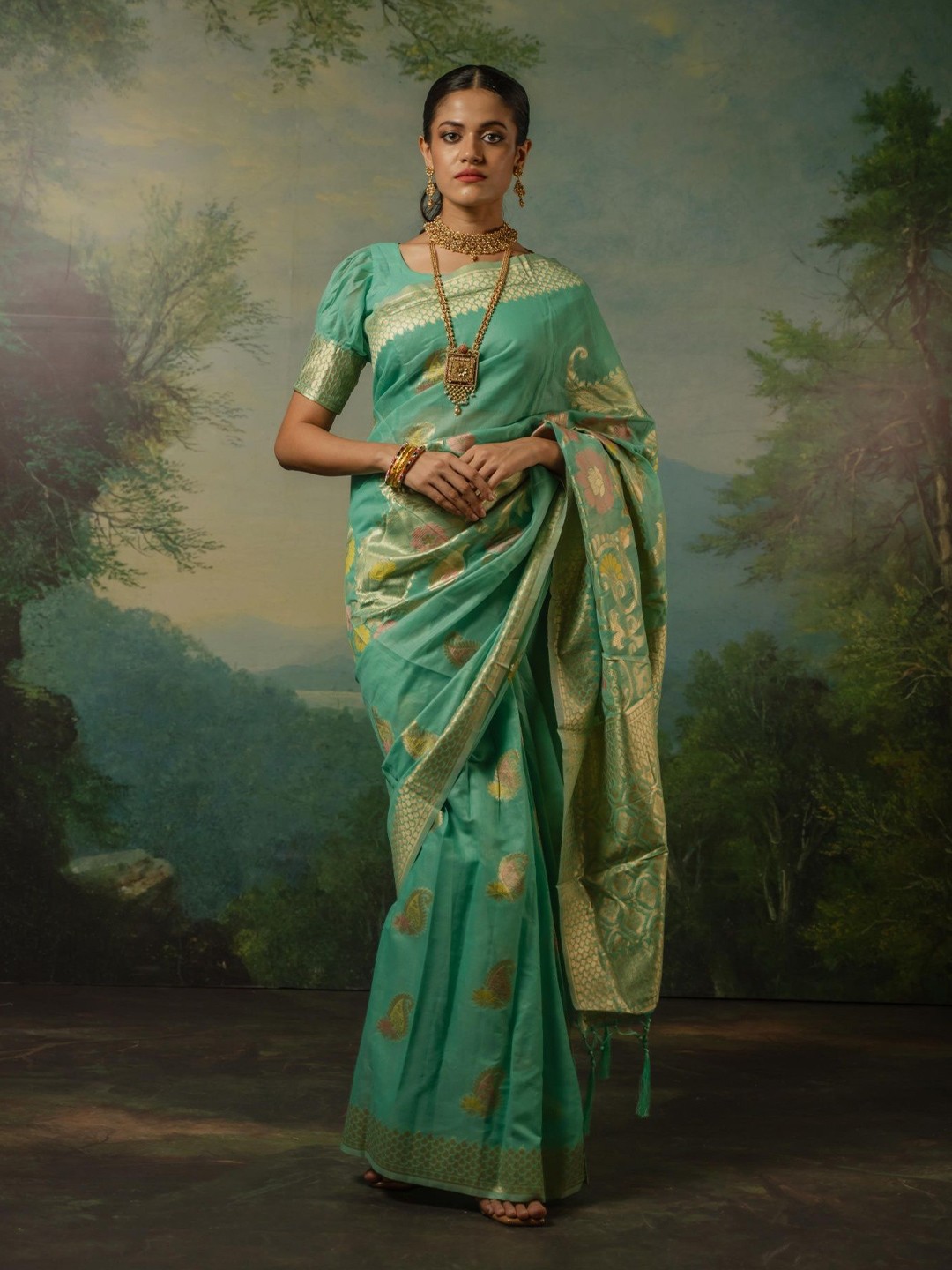 

Dori Woven Design Zari Silk Blend Banarasi Saree, Blue