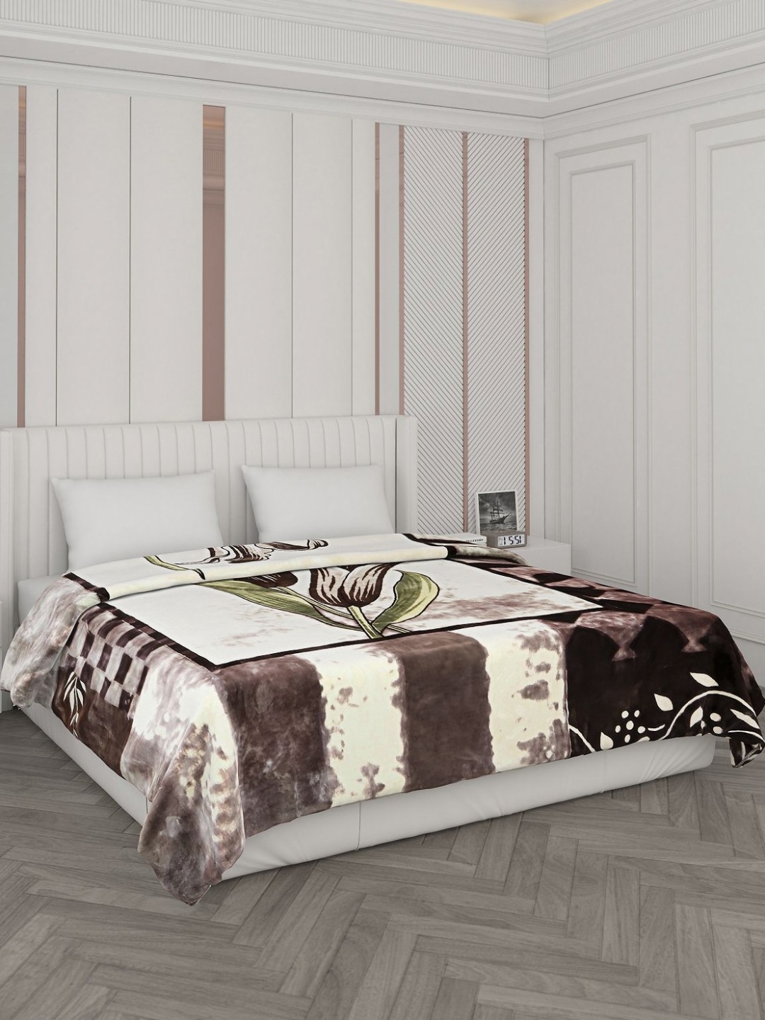 

Monte Carlo Brown & Beige Floral Printed Heavy Winter 1000 GSM Double Bed Blanket