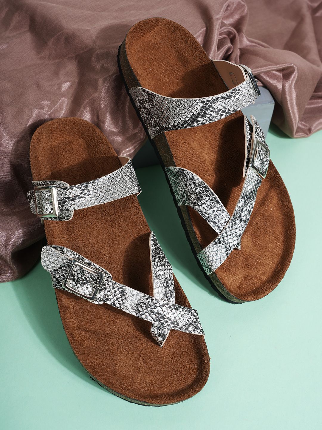 

MOZAFIA Women Printed One Toe Flats, Silver