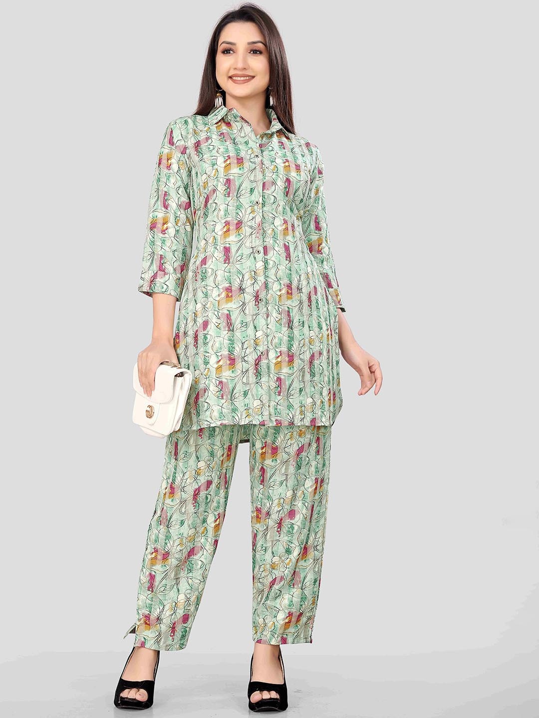 

VEECHIS Floral Printed Top & Trousers, Lime green