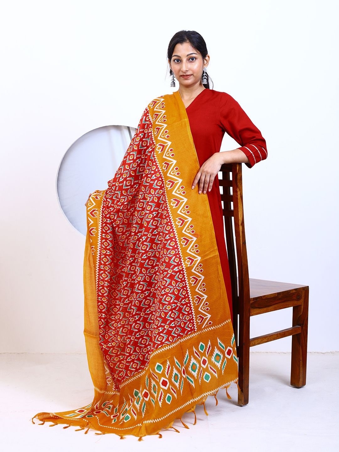 

DEEBACO Ethnic Motifs Printed Dupatta, Yellow