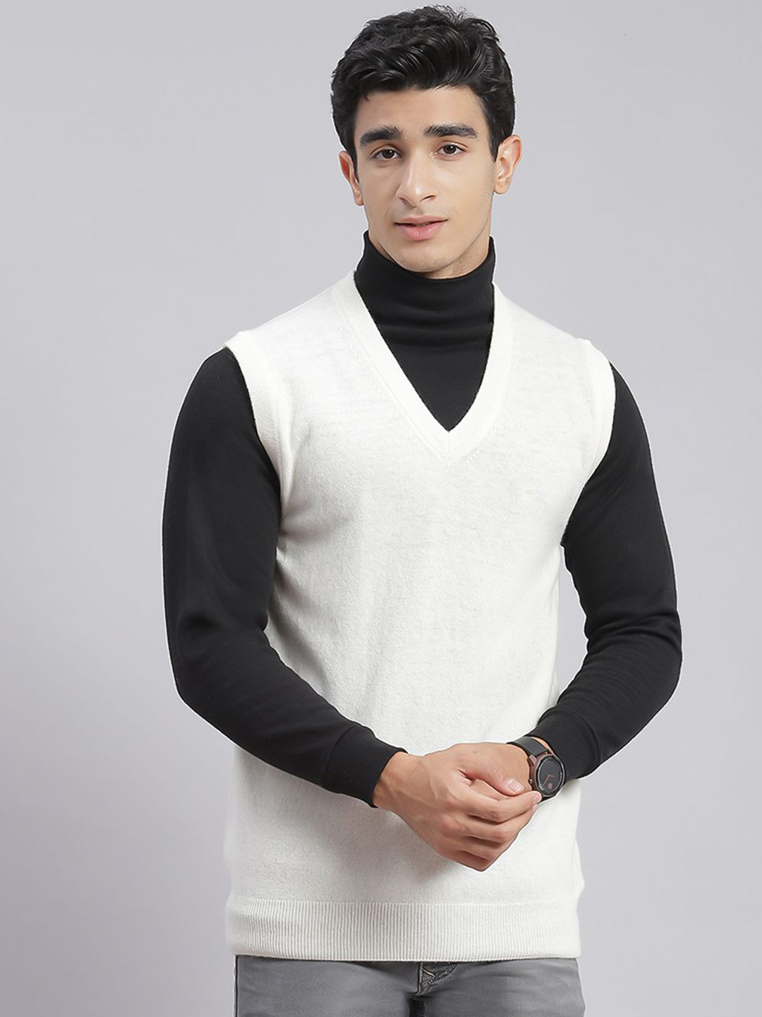 

Monte Carlo Men Woollen Sweater Vest, White