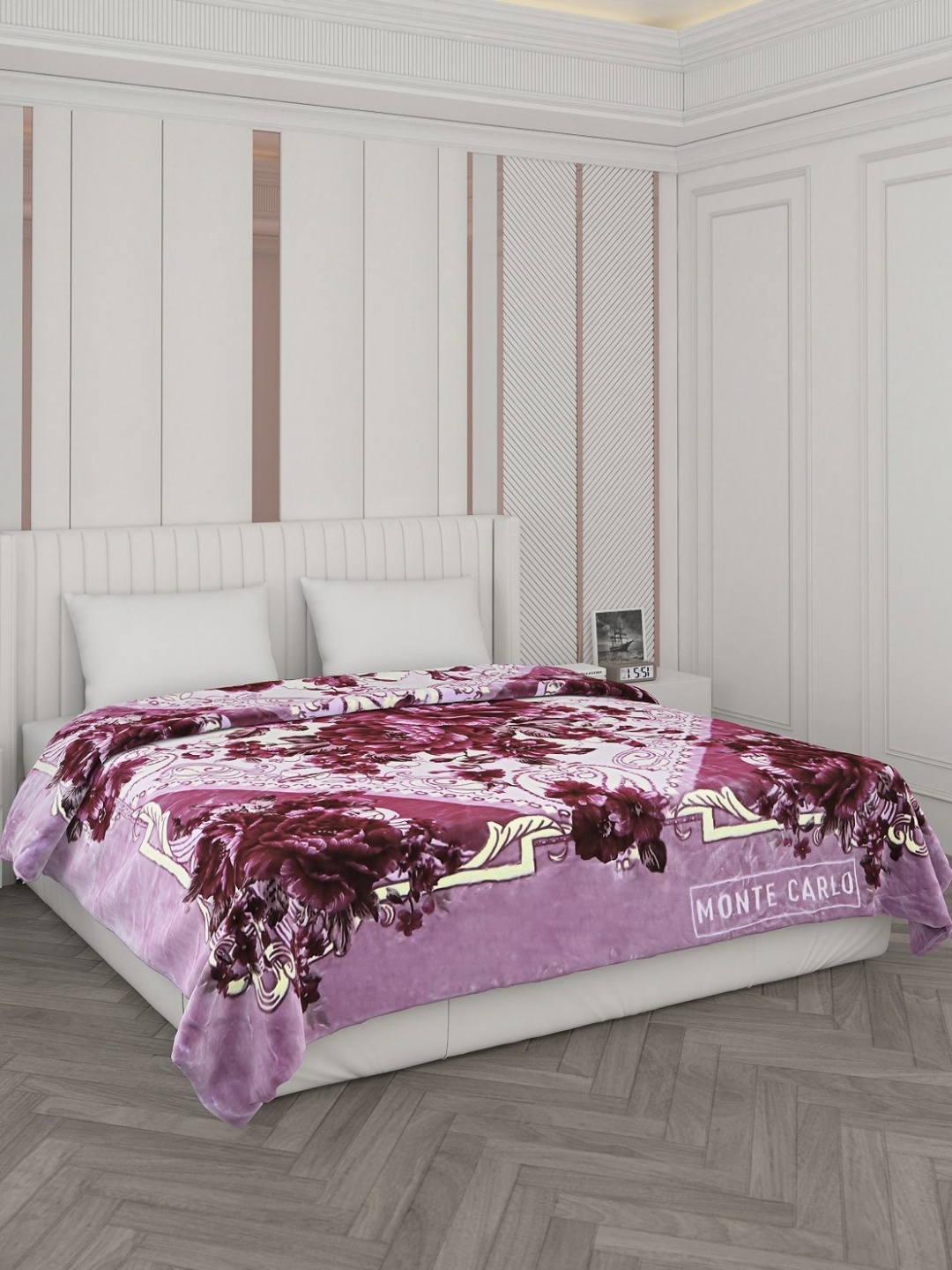 

Monte Carlo Purple & White Floral Printed Heavy Winter 1000 GSM Double Bed Blankets