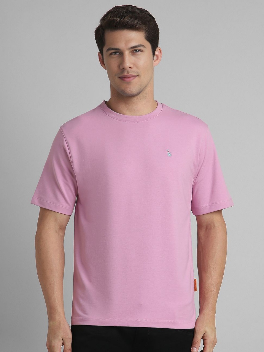 

SIMON CARTER LONDON Men Solid Round Neck Cotton T-Shirt, Pink