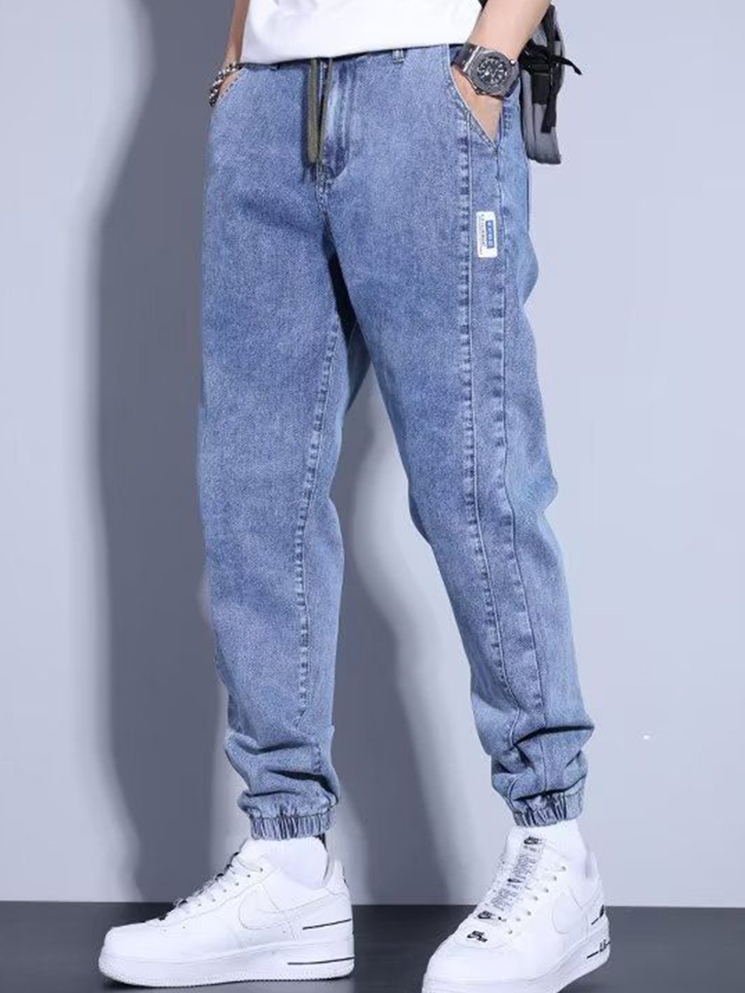 

StyleCast Men Mid-Rise Stretchable Jogger Jeans, Blue