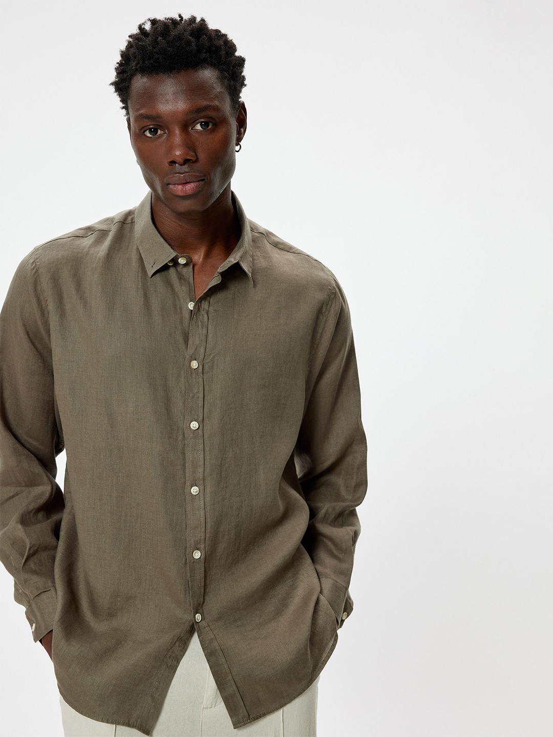

Koton Men Opaque Casual Shirt, Khaki