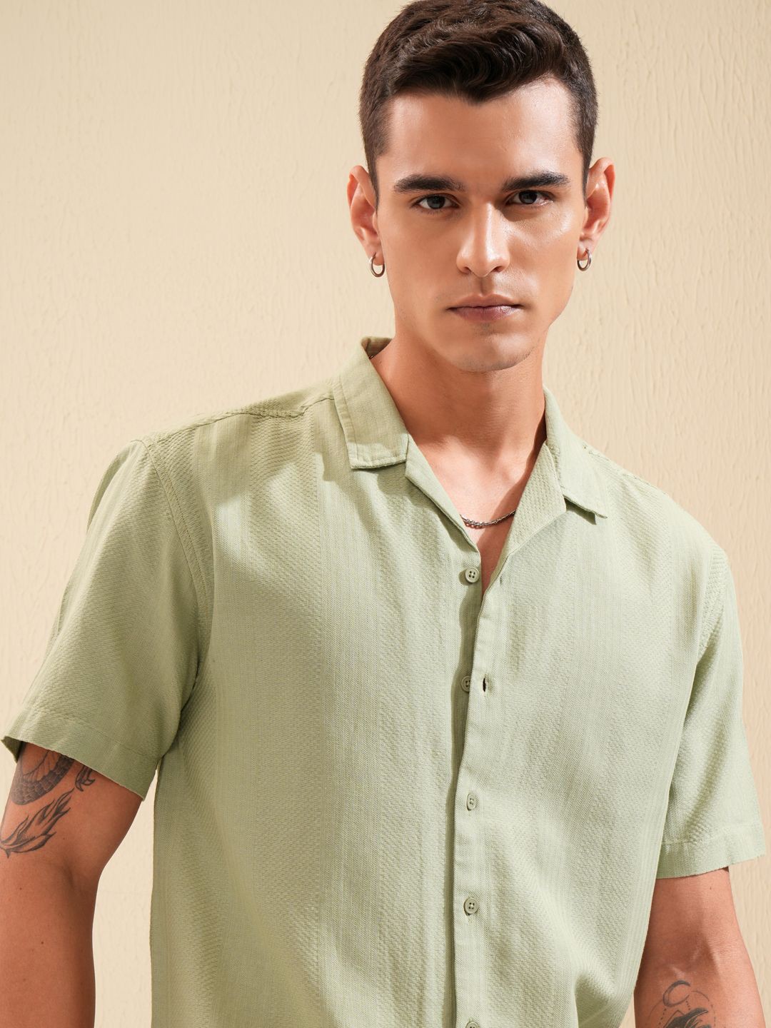 

Highlander Men Waffle Dobby Textured Solid Cuban Collar Relaxed Shirt, Green