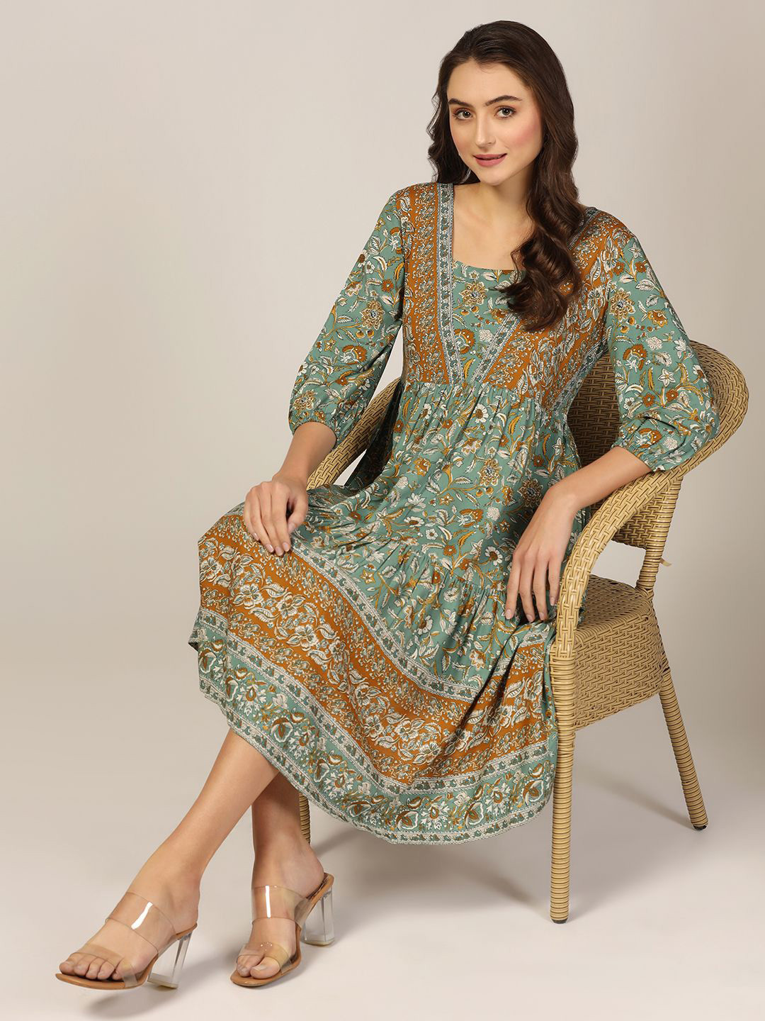 

Mustard Ethnic Motifs Print Puff Sleeve A-Line Midi Dress, Green