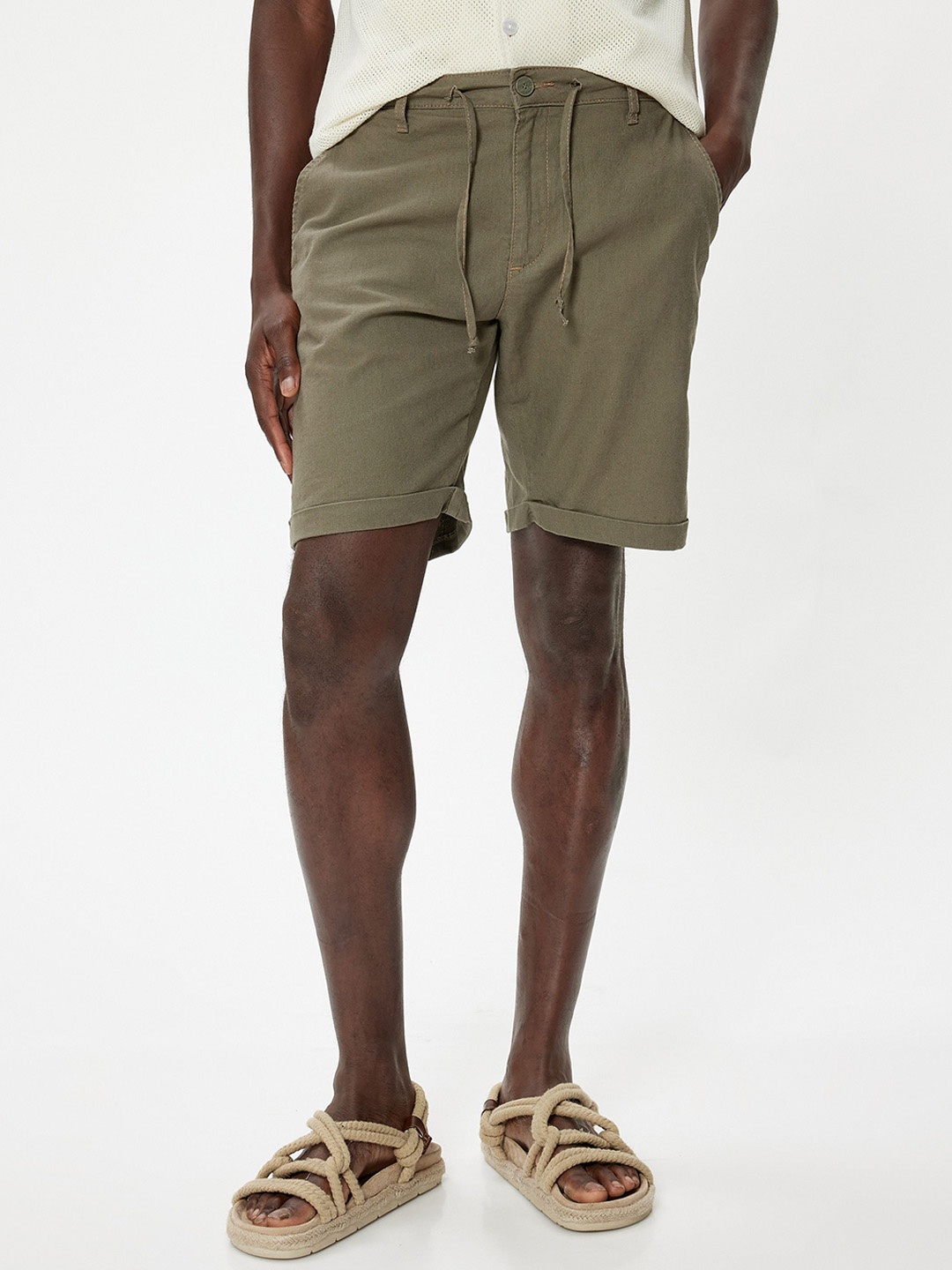 

Koton Men Linen Chino Shorts, Brown