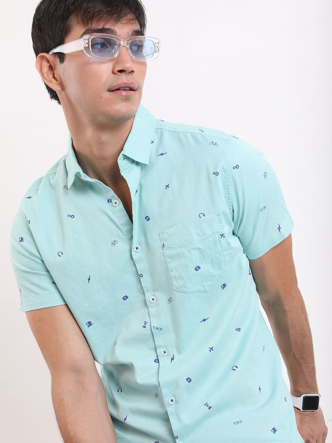 

HIGHLANDER Men Slim Fit Opaque Printed Casual Shirt, Green