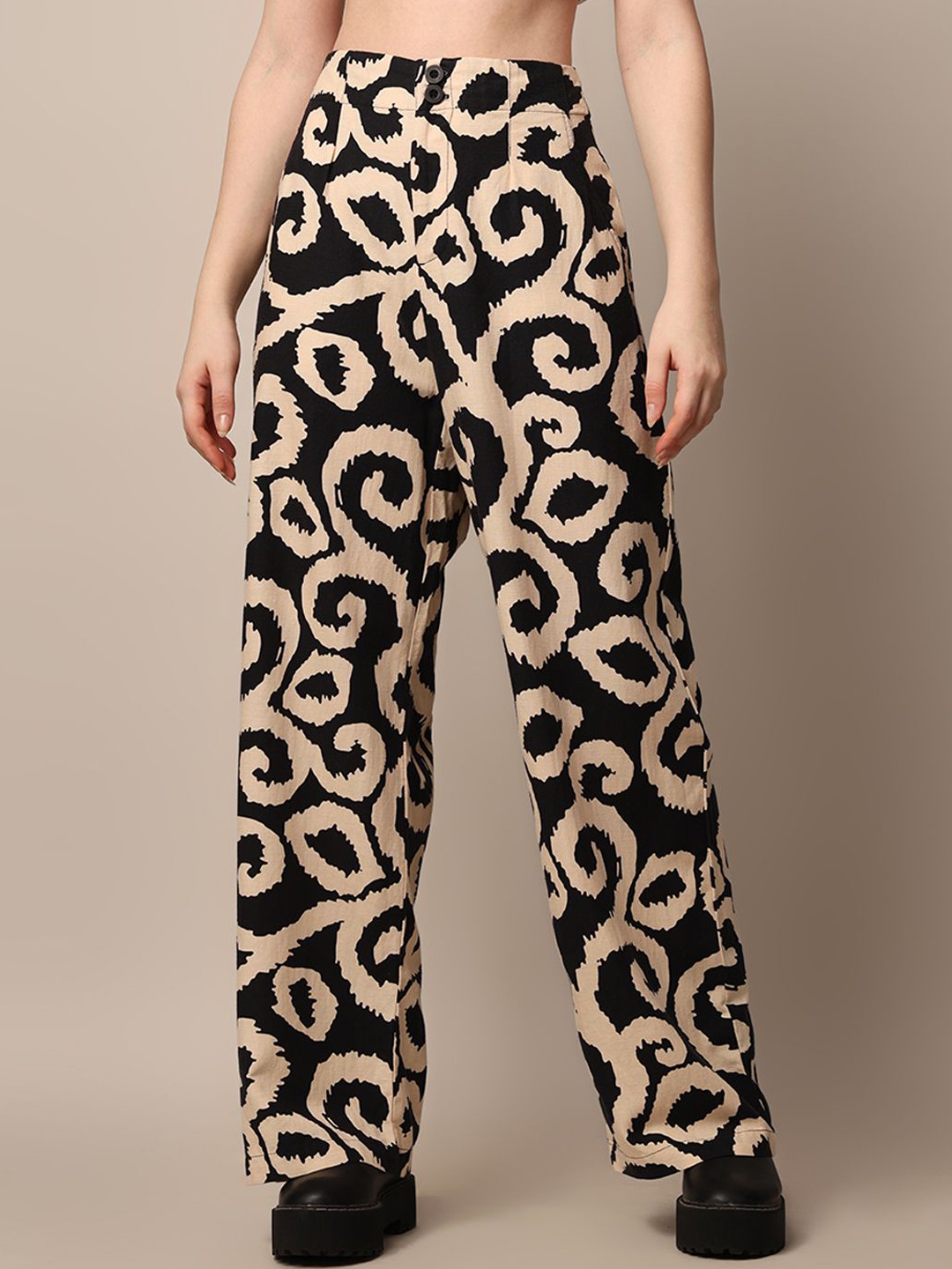 

ONLY Women Animal Printed Straight Fit High-Rise Trousers, Beige
